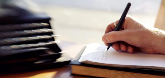 كيفية كتابة نموذج محضر اجتماع